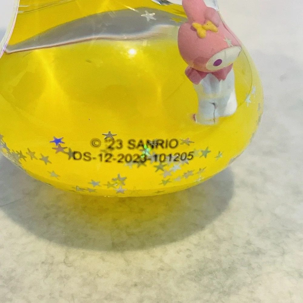 Hello Kitty‎ & Friends Sanrio My Melody Plastic Water Keychain Yellow Tsunameez